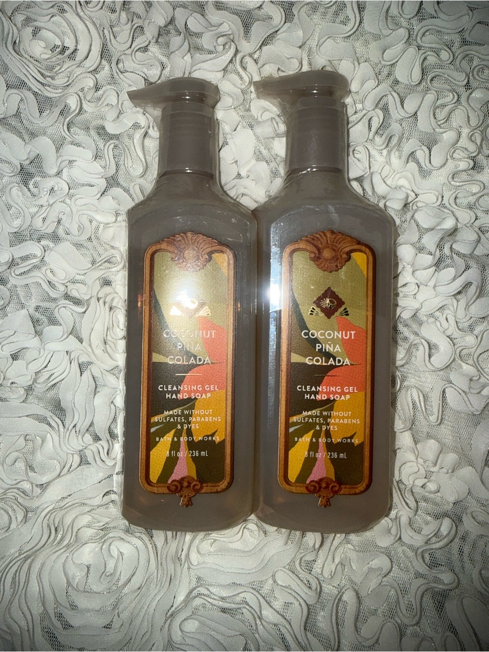 BNWT! Bath & Body Works Coconut Piña Colada Cleansing Gel Hand Soap - 2 Pack